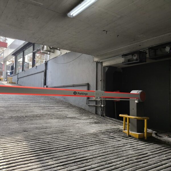 Supermercado Tata 318 - Control de acceso iParkings