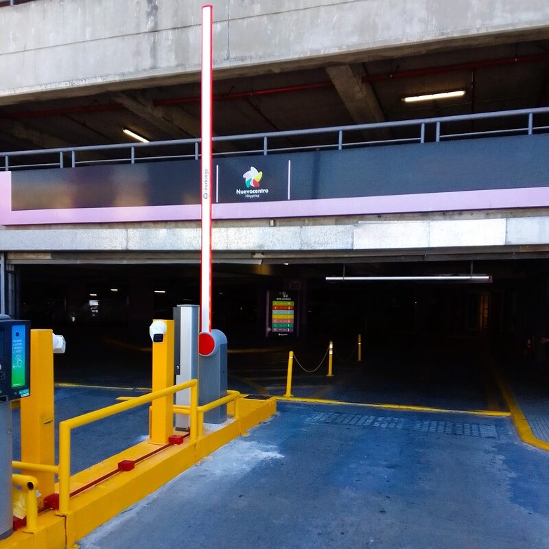 Shopping Nuevo Centro - Control de acceso iParkings