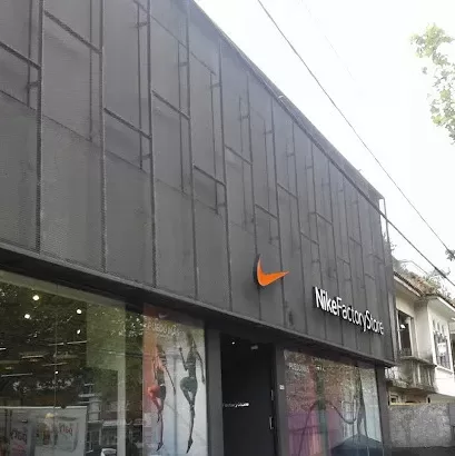 Nike Factory - Control de acceso iParkings