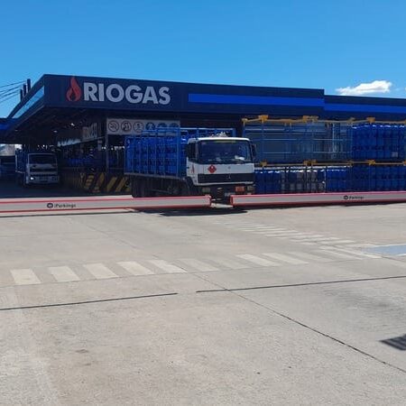 Riogas - Control de acceso iParkings