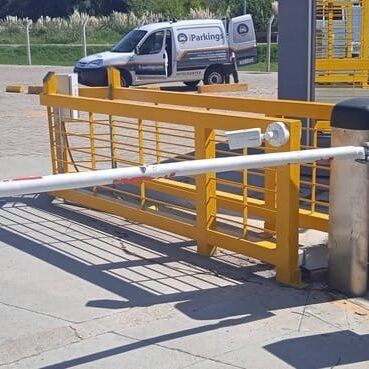 Polo Oeste - Control de acceso iParkings