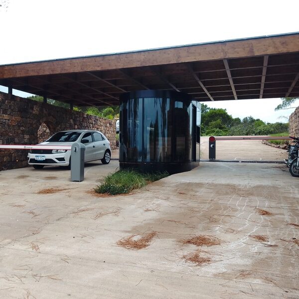 Barrio Privado Rocas de la Ballena - Control de acceso iParkings