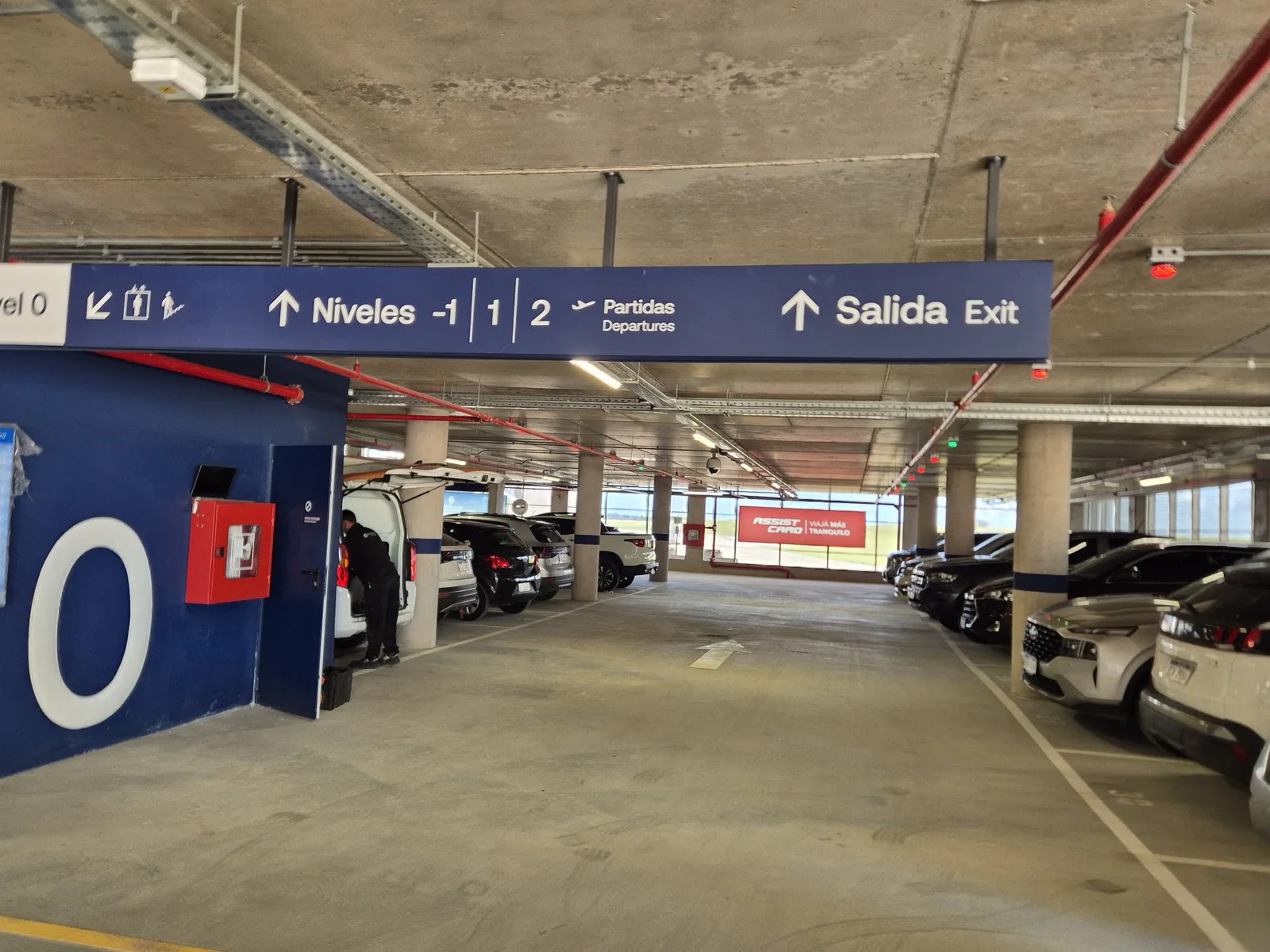 Sistema de guiado inteligente PGS en Aeropuerto Internacional de Carrasco