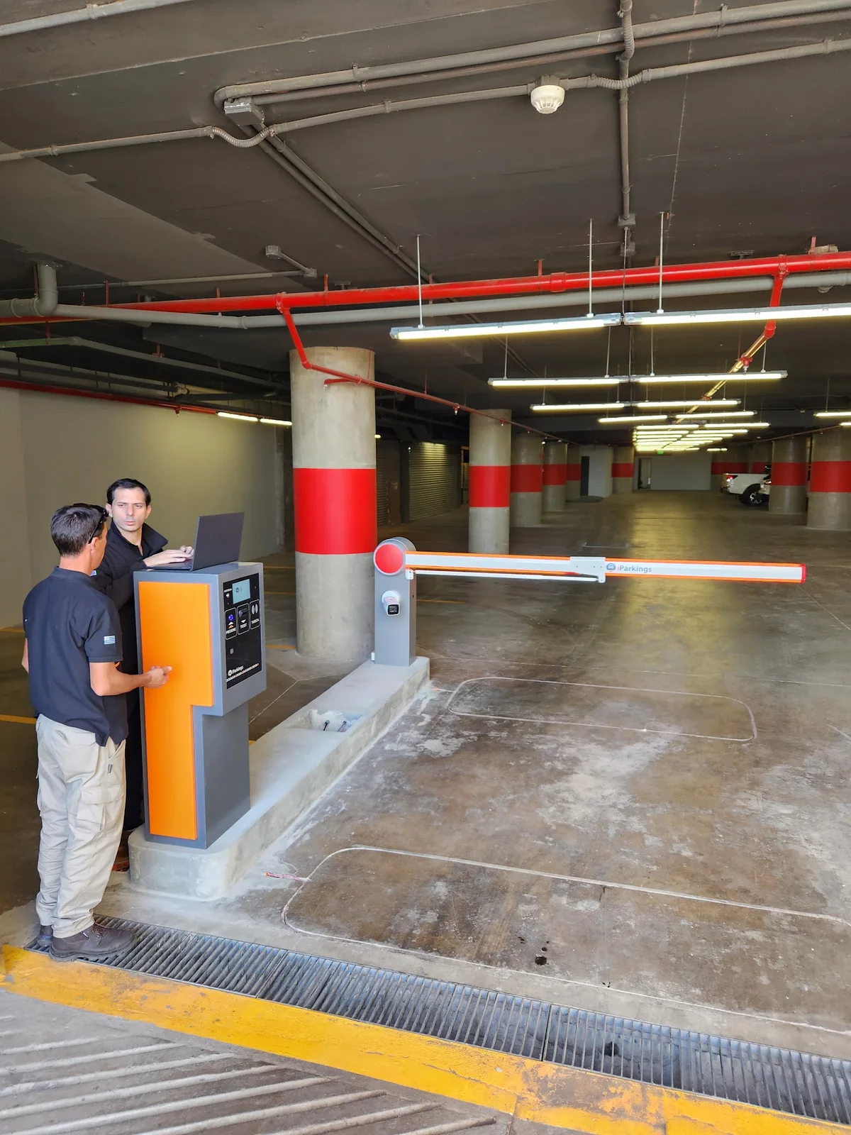 Centros Comerciales y Shoppings - Control de acceso iParkings