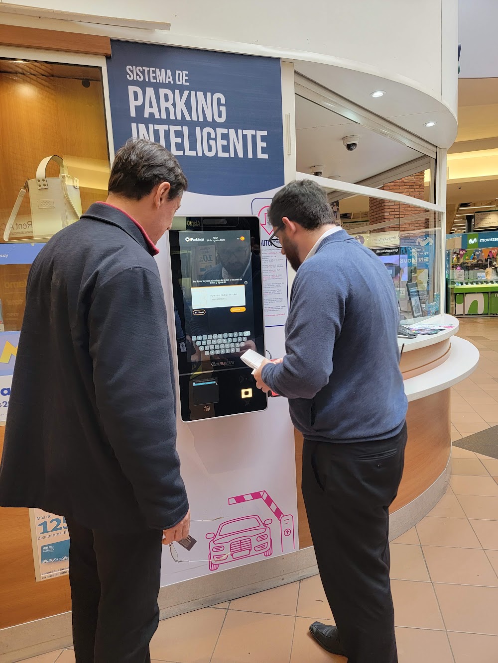 Terminal de Cobro Automático y Tótem Interactivo iParkings