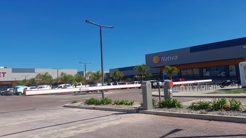 Almenara Mall